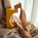 Envelope Stitchline Block Heel In Nude